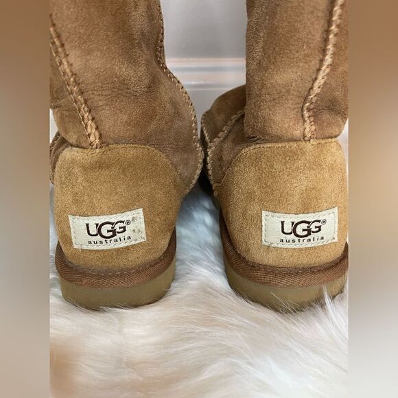 UGG Suede Boots Size 7 - Picture 11 of 15